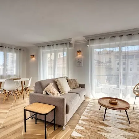 F2 Refait A Neuf Balcon Centre-ville Proche *